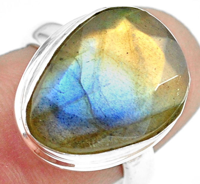 Bague « Intuition et Protection » en Labradorite et Argent 925