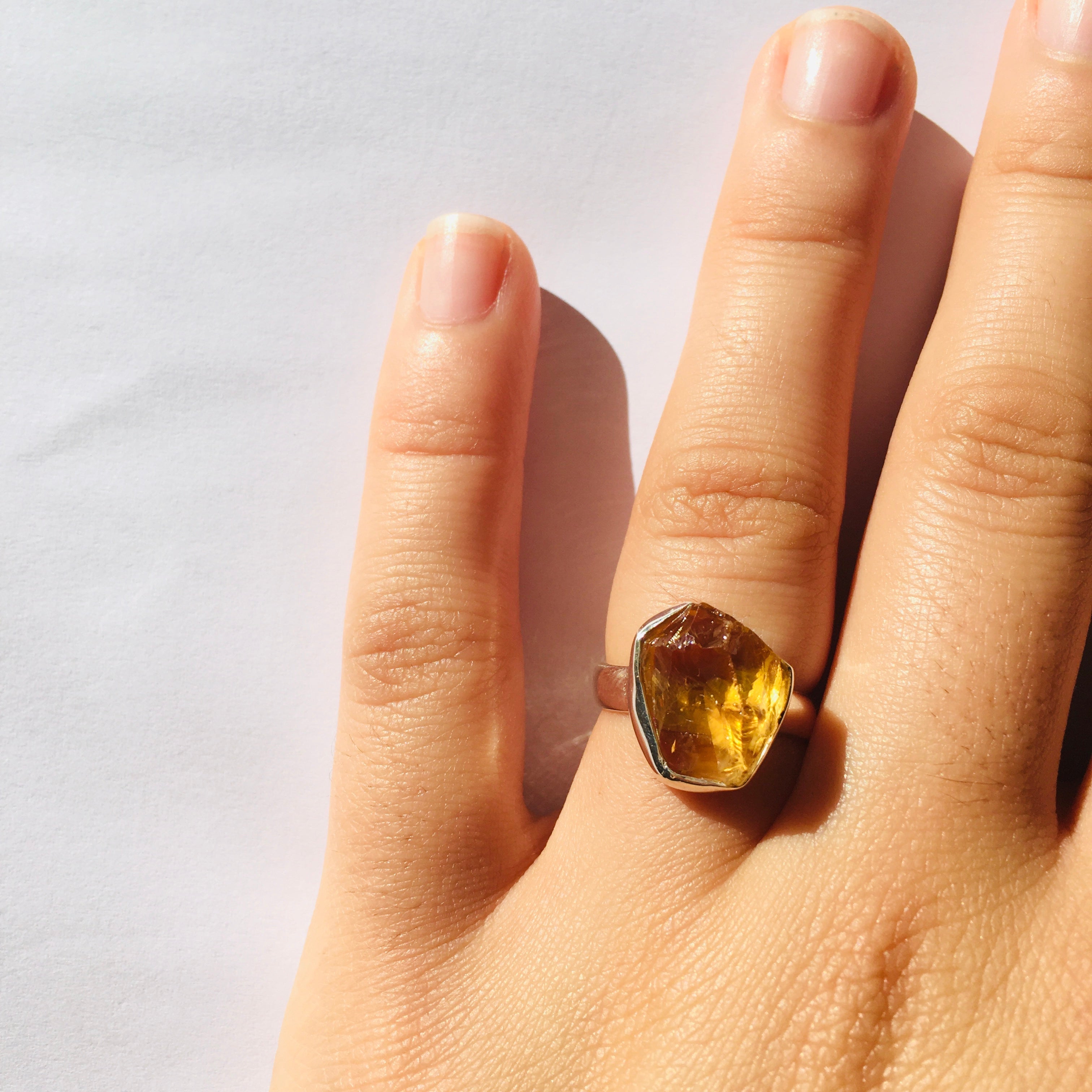 Bague “Gaieté et liberté” en Citrine et Argent 925