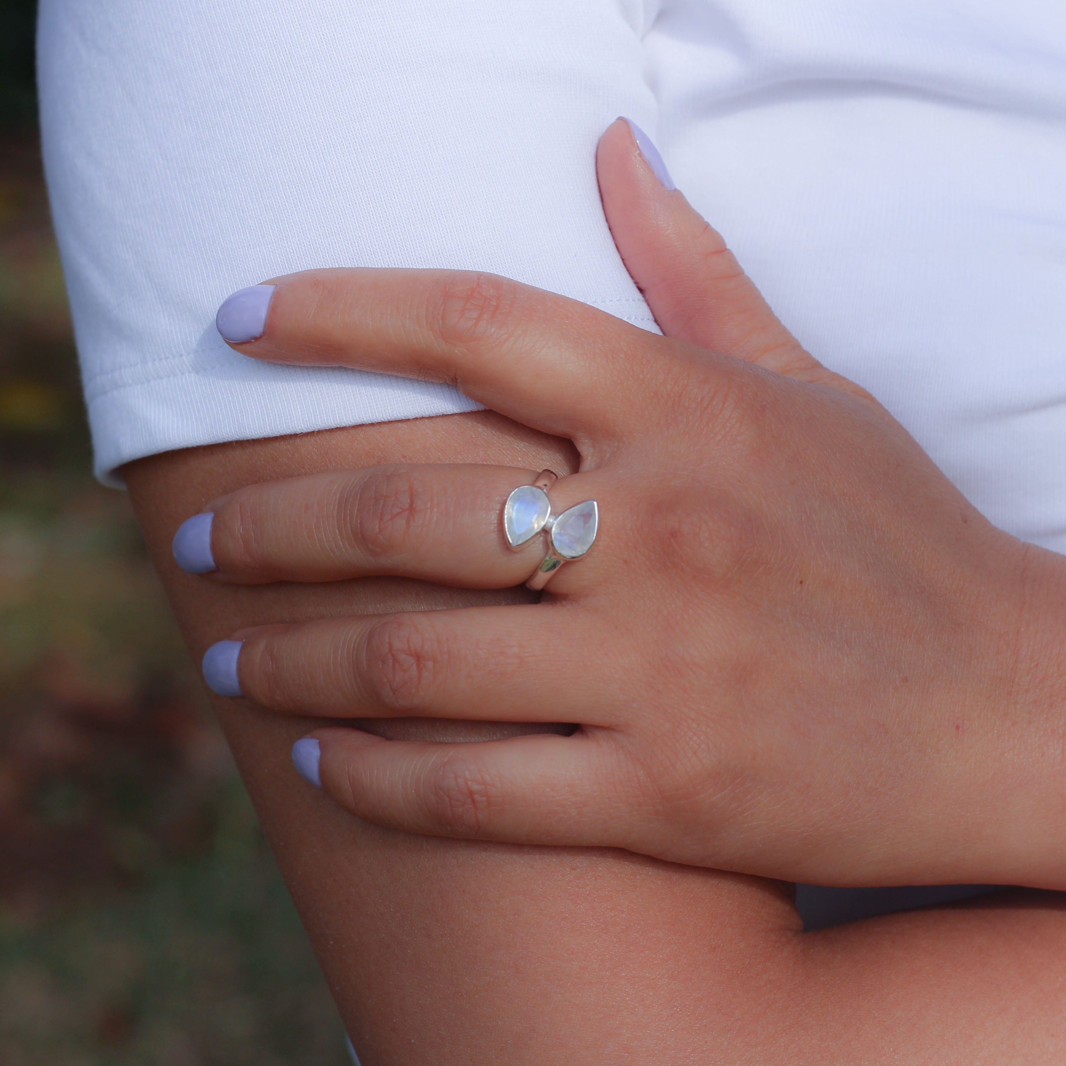 Bague "Pouvoirs du Féminin" en Pierre de Lune et Argent 925